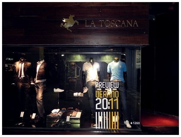 Piso de madera en local comercial