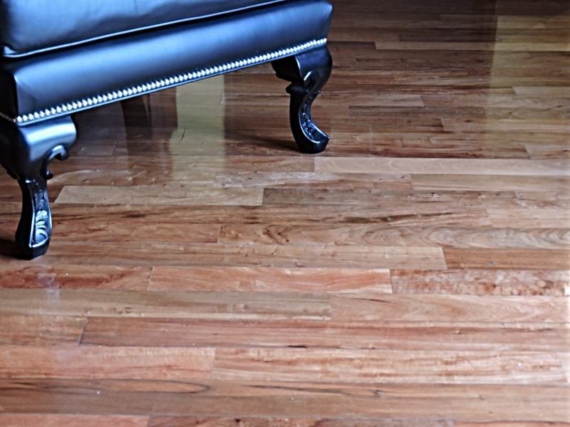 Piso de madera maciza, vista general